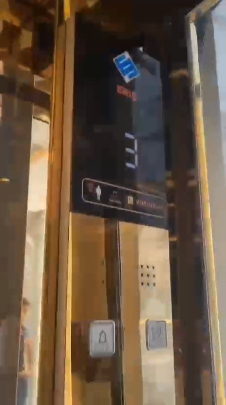 Titanium Gold Floor Controller & Service Transit